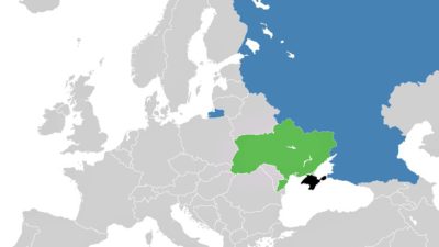 En karta över Ryssland, Ukraina och Krimhalvön. Ryssland är väldigt stort. Nedanför Ryssland ligger Ukraina och längst ner på Ukraina sticker halvön Krim ut.