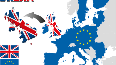 En karta över Europa med där storbritannien flyter iväg från Europa.